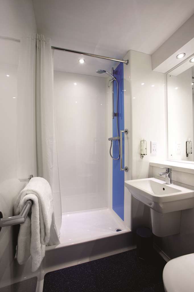 Travelodge Birmingham Oldbury Oldbury  Habitación foto